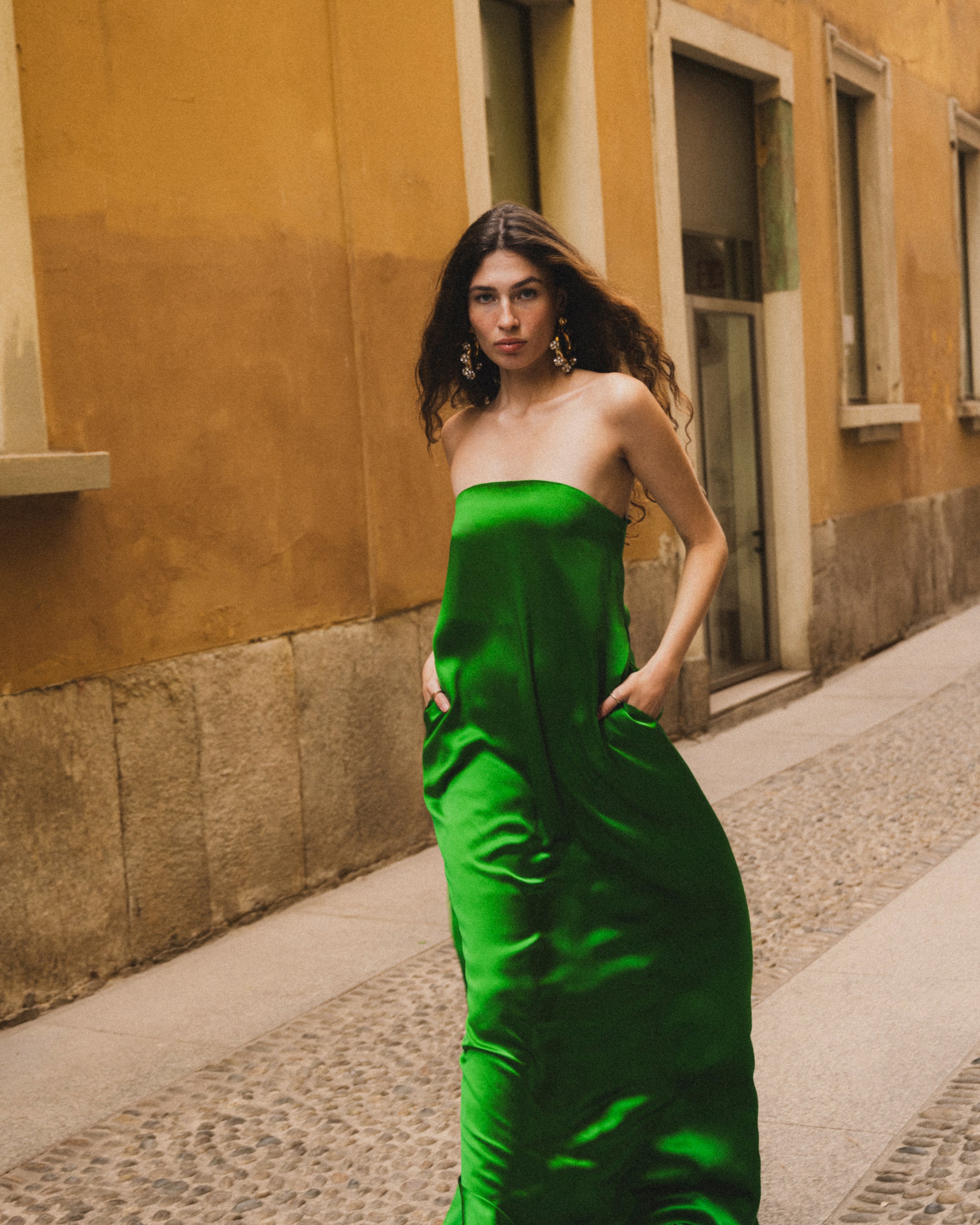 OLJA - SEIDENKLEID